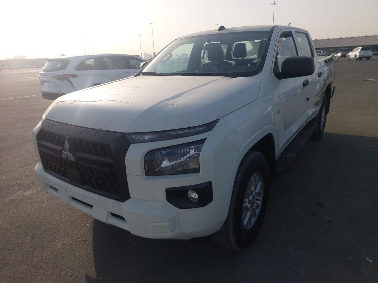 ميتسوبيشي L200 MITSUBISHI L200 2.4L 4×4 Diesel MT 2025 Only for export