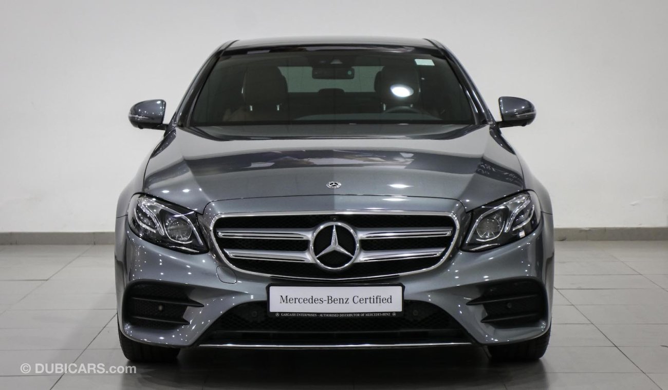 Mercedes-Benz E 400 4MATIC SEDAN low mileage perfect condition