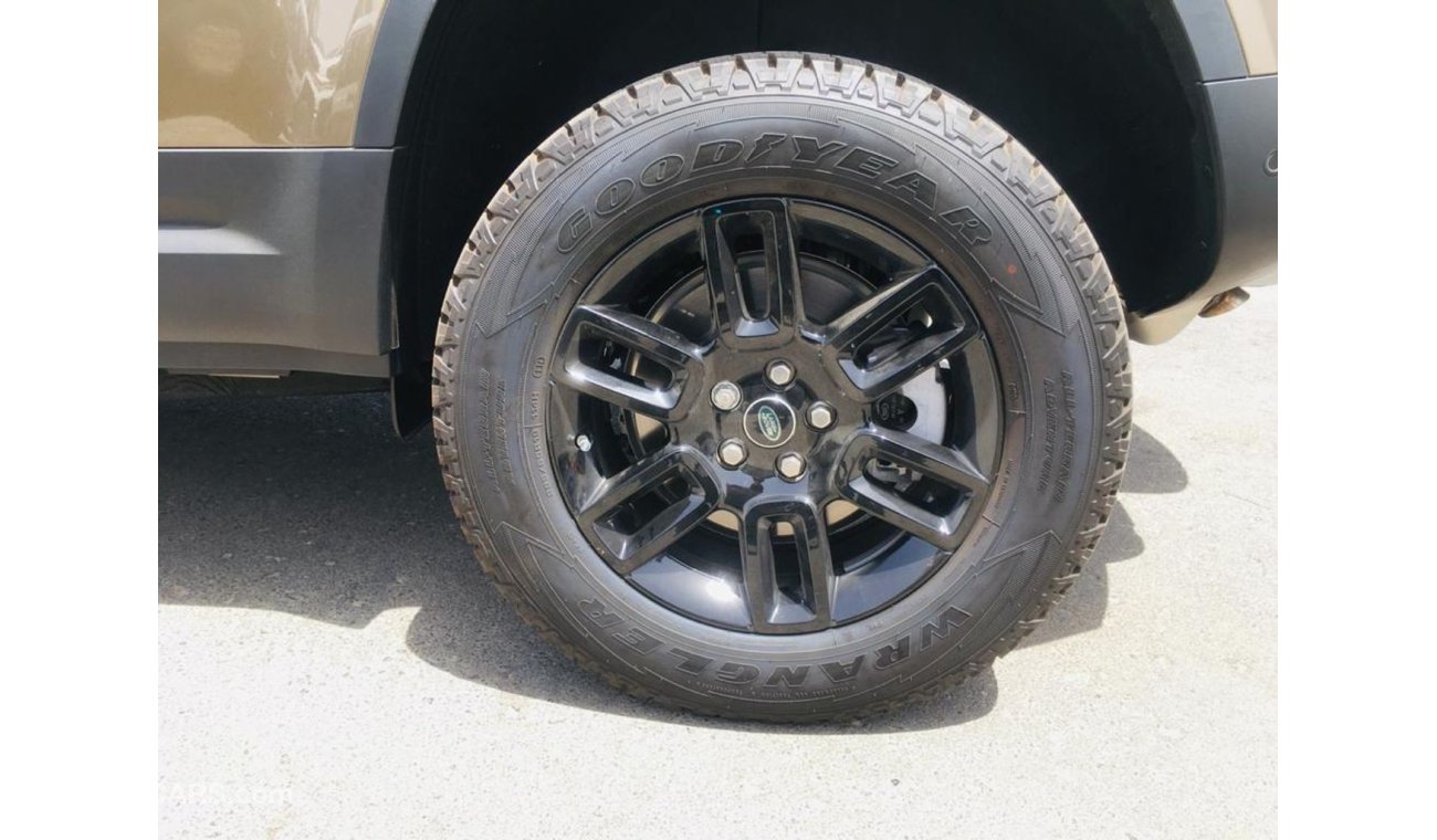 لاند روفر ديفندر ٢٠٢٠