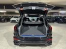 Porsche Cayenne Turbo S 4.8L (570 HP) 2016 | CARBON CERAMIC BRAKES (PCCB) | CARBON INTERIOR PACKAGE | SUNROOF