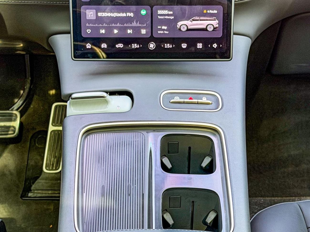 نيو EL8 2022 Used Nio EL8 Long Range | 100 kWh | Range (650Km) | 653 Hp | Law Mileage (35,000 Km) | Warranty