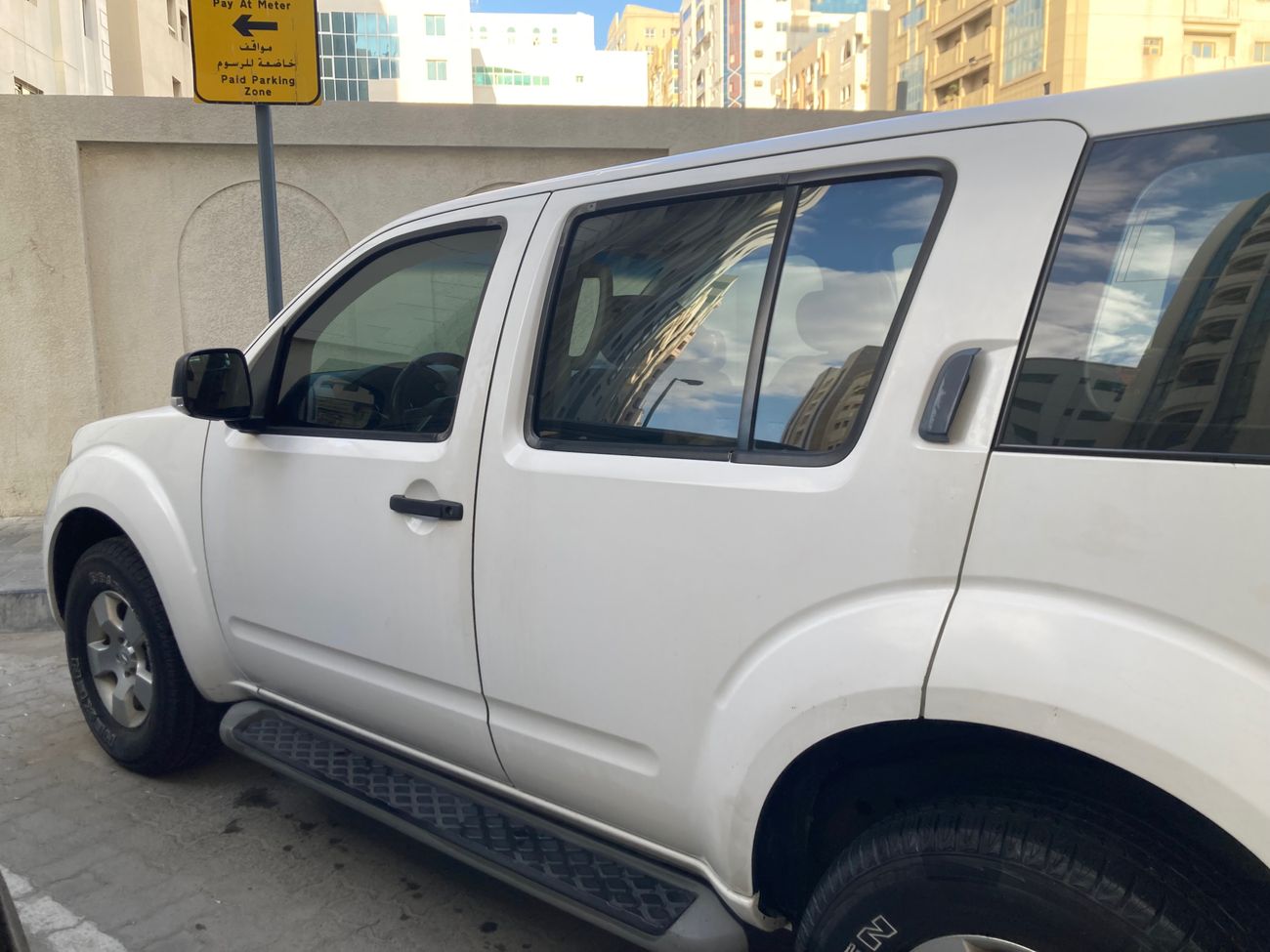 Nissan Pathfinder Std 3.5L