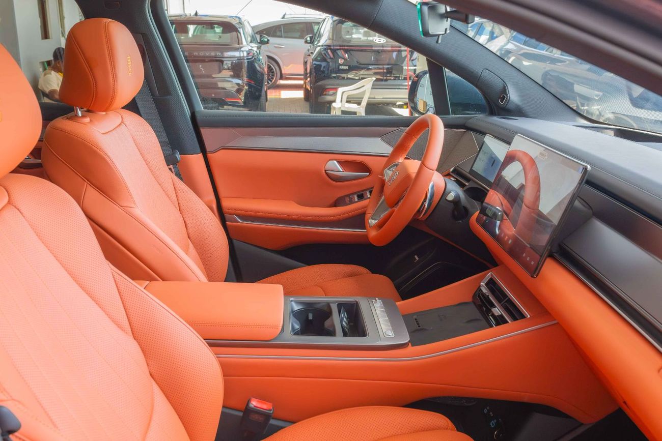 BYD Tang L Hybrid DM-i