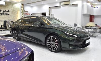 أم جي 7 لوكس عرض ممتاز لسيارة MG MG7 Trophy (موديل 2025) باللون الأخضر بمواصفات خليجية