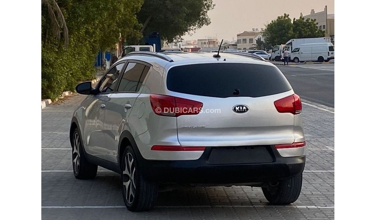 Kia Sportage LX Kia Sportage Model: 2014 Walk: 104,000 miles Price: 25,000 dirhams American specifications V4, 2.