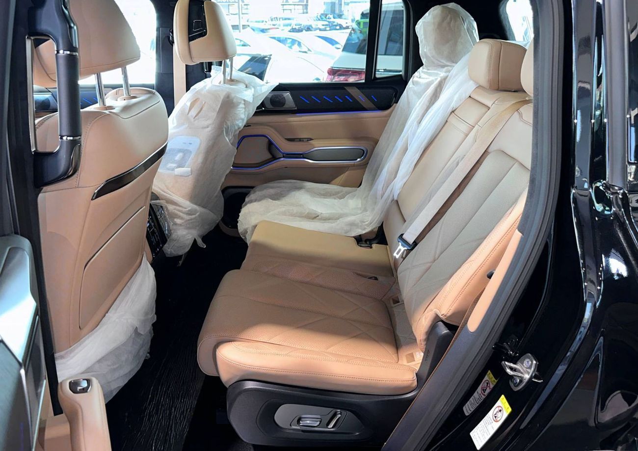 بي واي دي ليوبارد 8 Smart and Brave Flagship Edition (7 Seats)