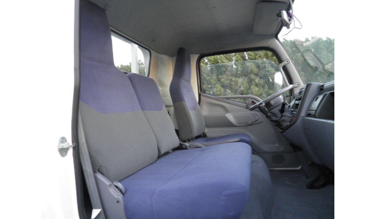 Mitsubishi Canter 2013 كرين REF#89