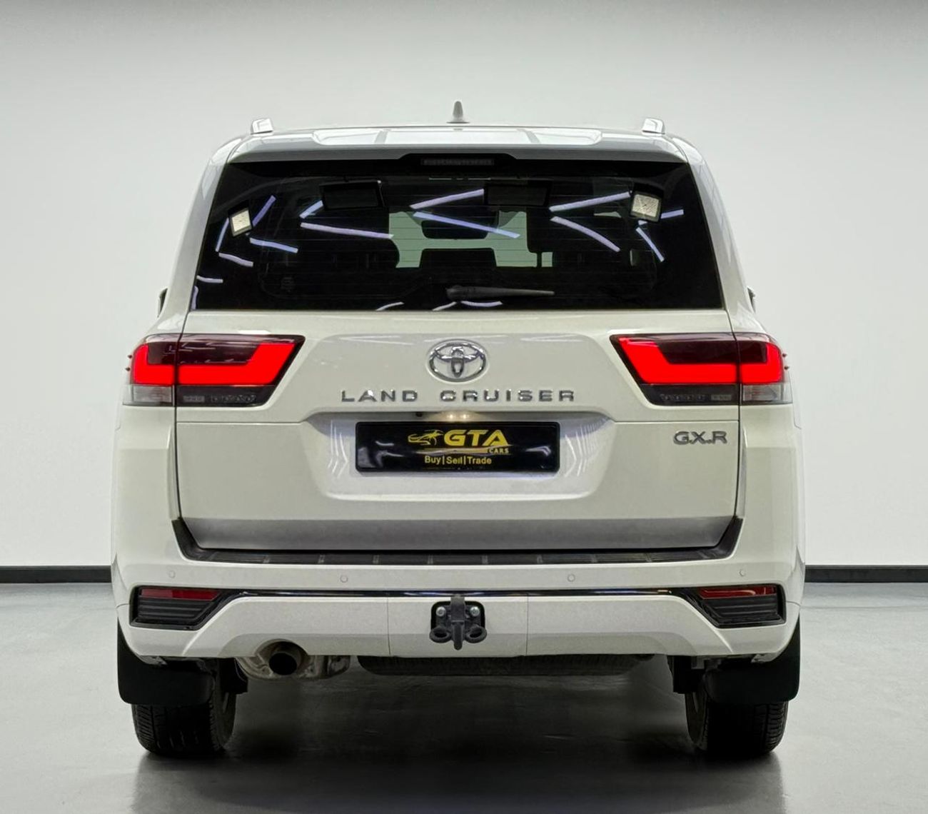 تويوتا لاند كروزر GXR 4.0L 2025 Toyota Land Cruiser GXR Top, Toyota Warranty + Service Pack, Low Km, 7 Seater, GCC