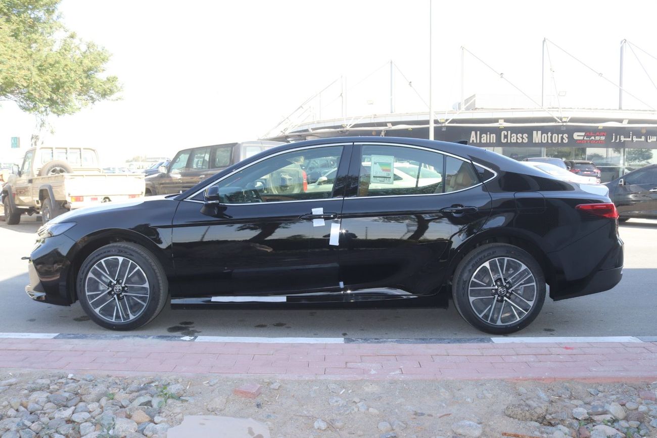 تويوتا كامري 2026 Model Toyota Camry GLE, 2.5L Petrol 2WD A/T