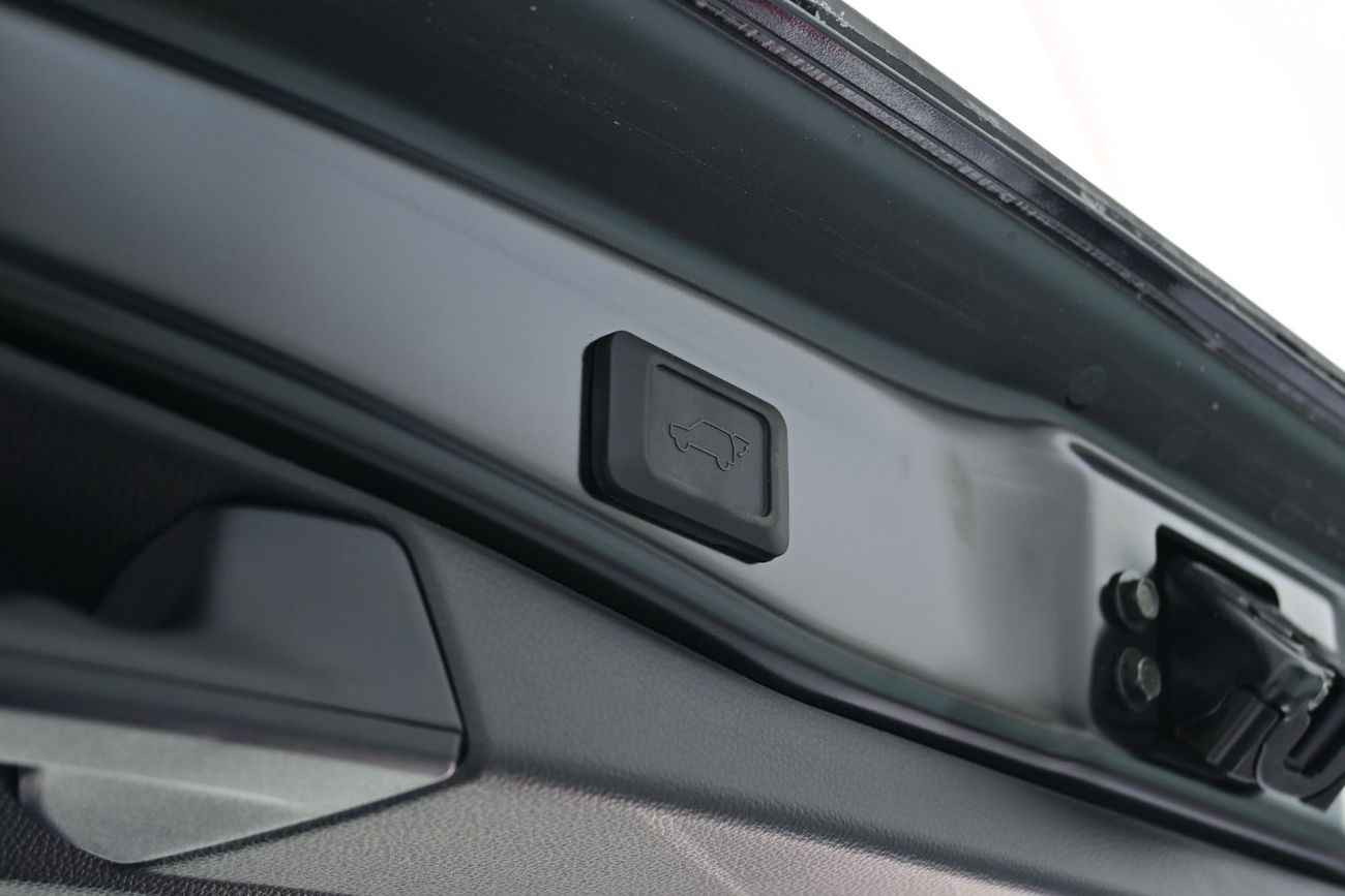 تويوتا راف ٤ Toyota RAV4 Limited 2.5L Hybrid AWD, Side Radar, GCC