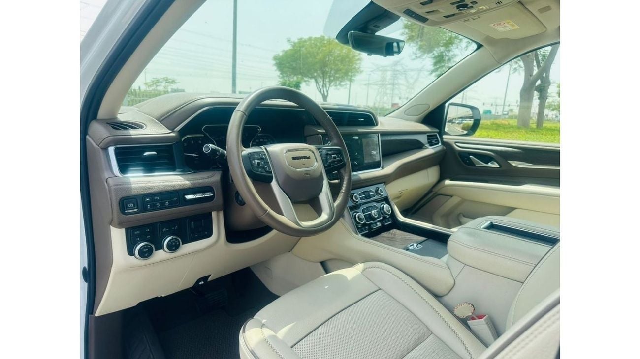GMC Yukon GMC YUKON DENALI FULL OPTION 2021 GCC LOW MILEAGE WITH AGENCY WARRANTY & SERVICE CONTRACT IN EXCELLE