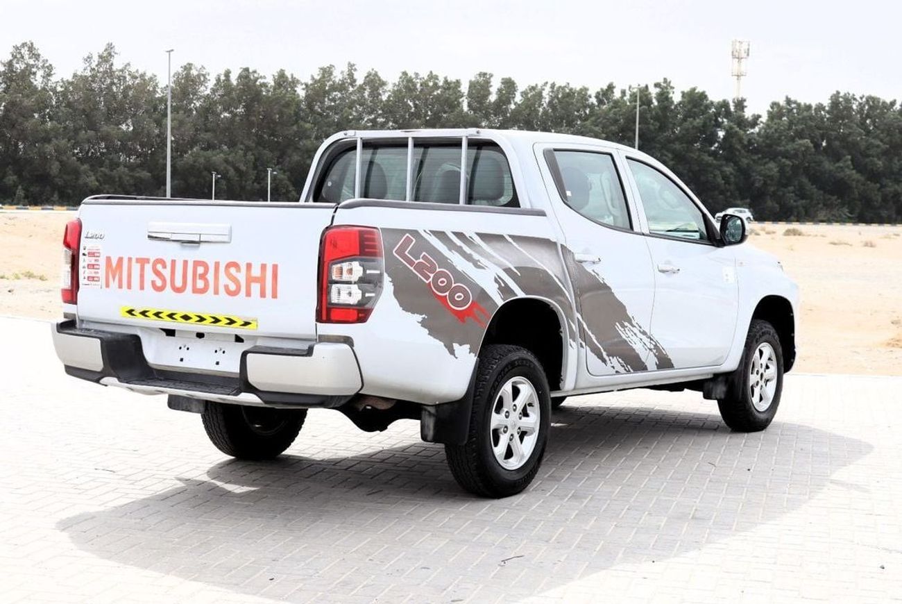 Mitsubishi L200 GLX 2.4L