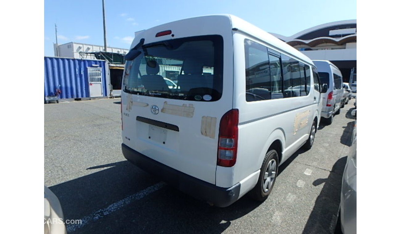 Toyota Hiace 2005