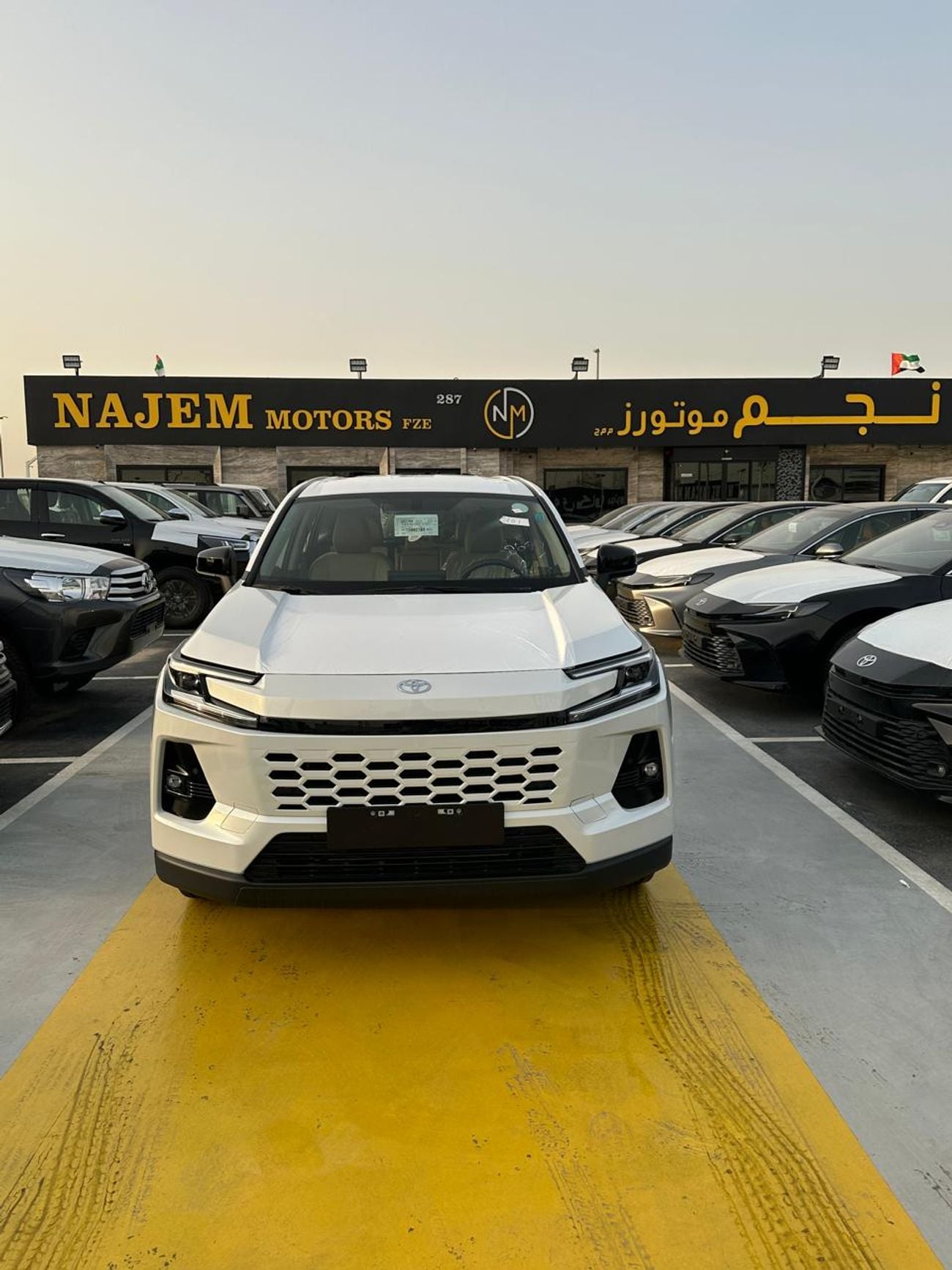 تويوتا راف ٤ 2.5L EX Hybrid