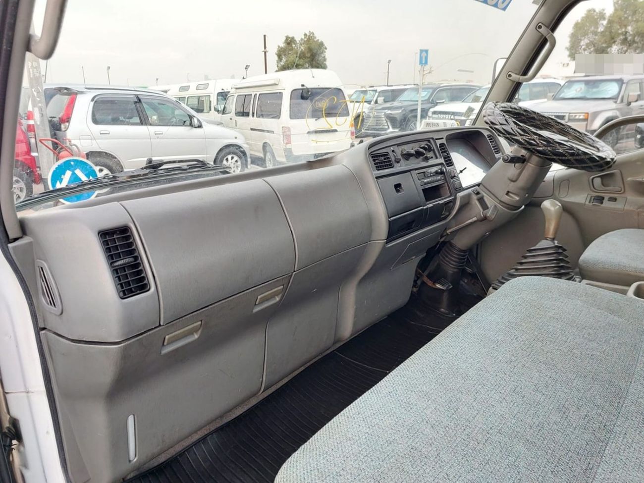 ميتسوبيشي فوسو كانتير MITSUBISHI CANTER TRUCK RHD 1996 MODEL 4.5 L DIESEL MANUAL(PM20996)