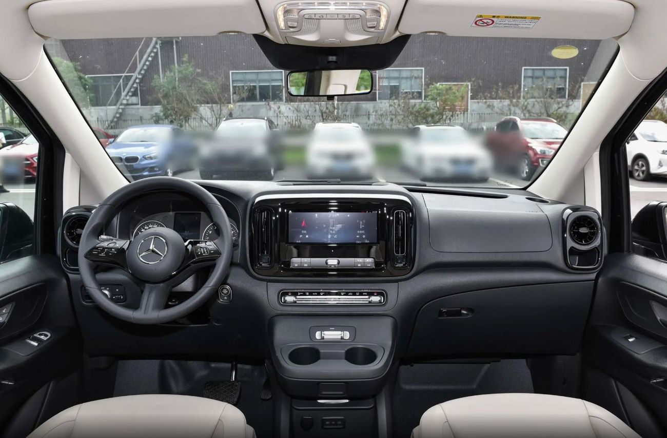 Mercedes-Benz Vito 2.0T Elite 7-seater