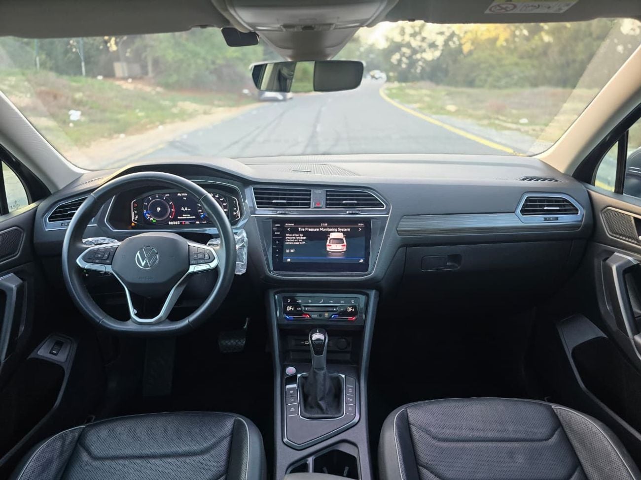 فولكس واجن تيجوان R-Line 2.0L
