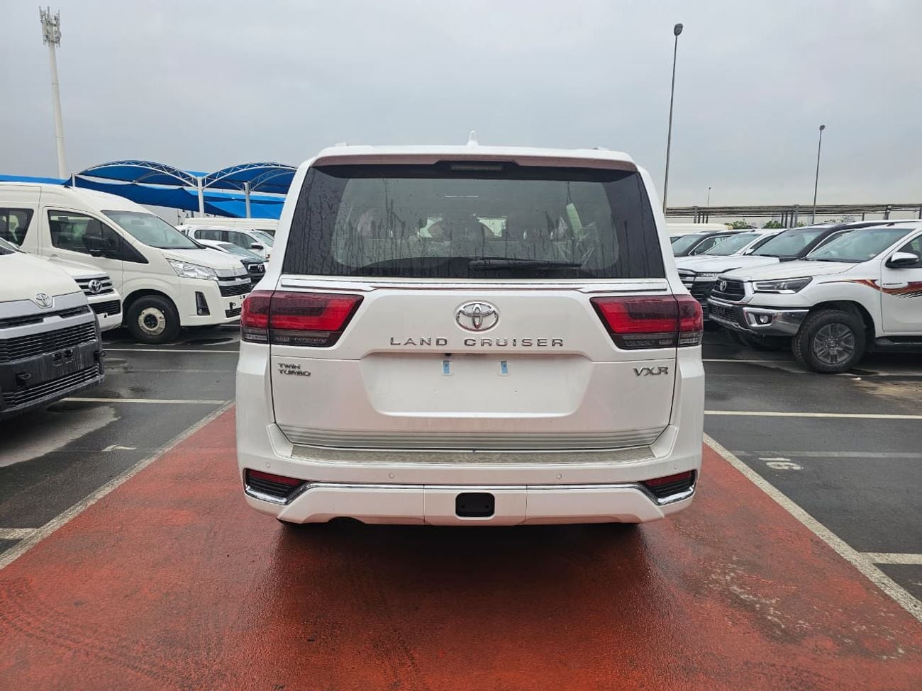 Toyota Land Cruiser VXR