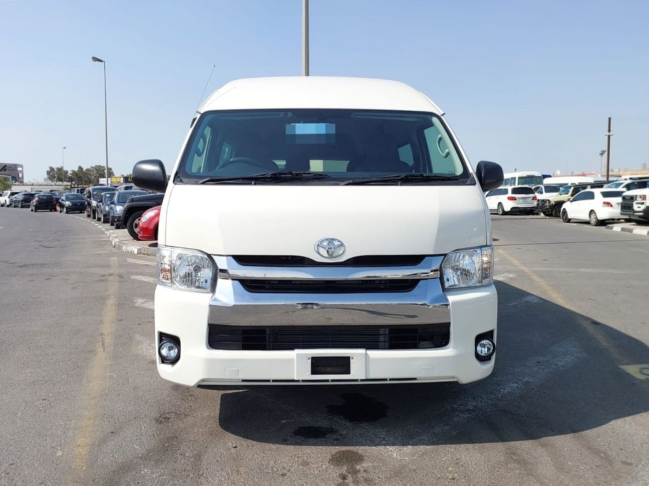 تويوتا هاياس TOYOTA HIACE COMMUTER VAN RHD 2015 MODEL 3.0 L DIESEL AUTOMATIC(PM26086)