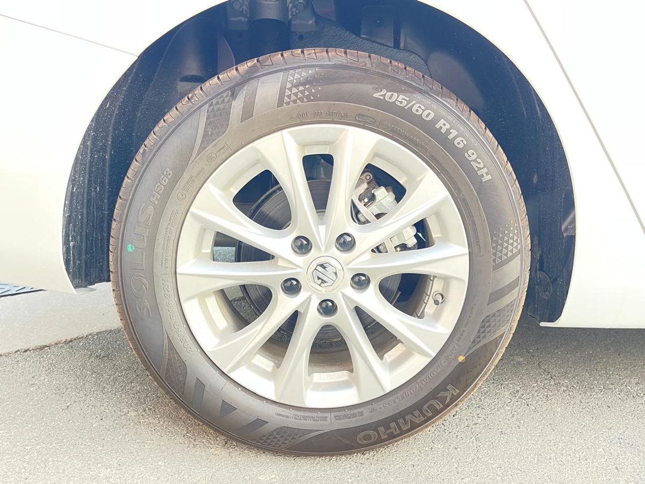 أم جي 5 MG5 1.5L 2023 GCC