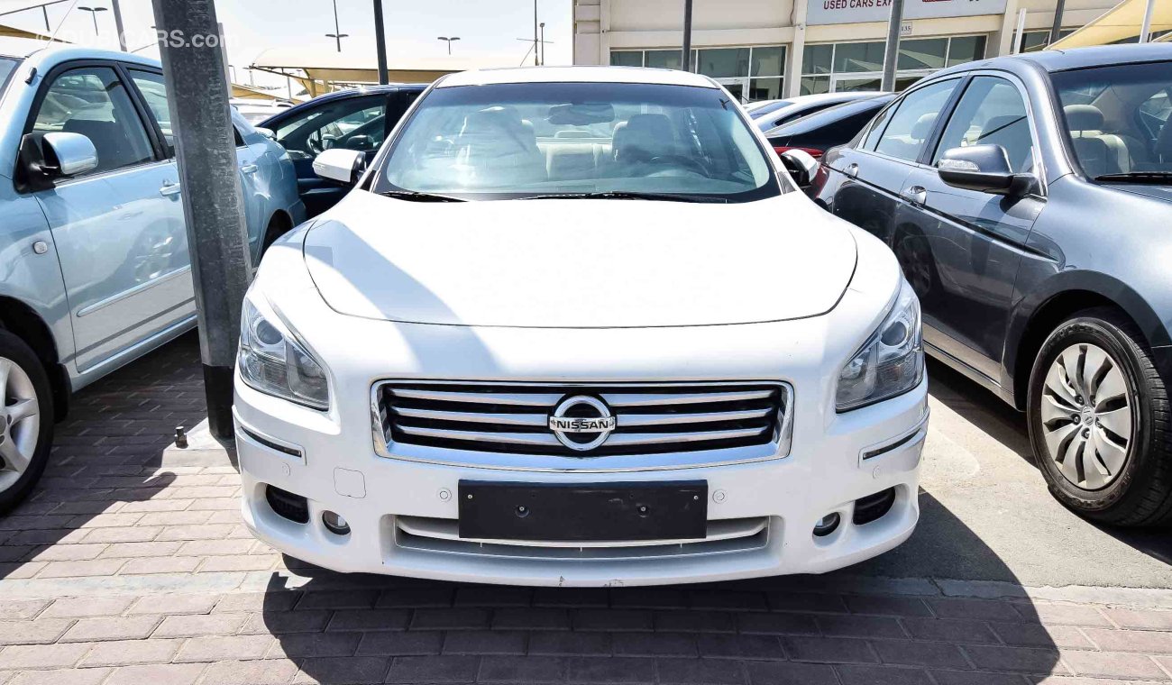 Nissan Maxima