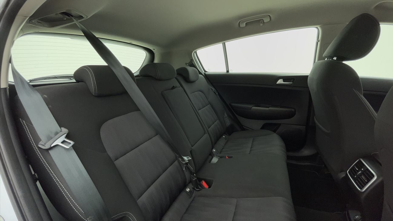 كيا سبورتيج LX 2 | بدون دفعة مقدمة | اختبار القيادة في المنزل