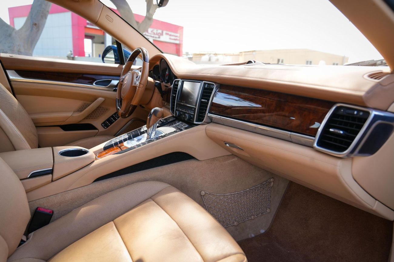 Porsche Panamera 4S 2012!! GCC SPECS!! FULL SERVICE HISTORY