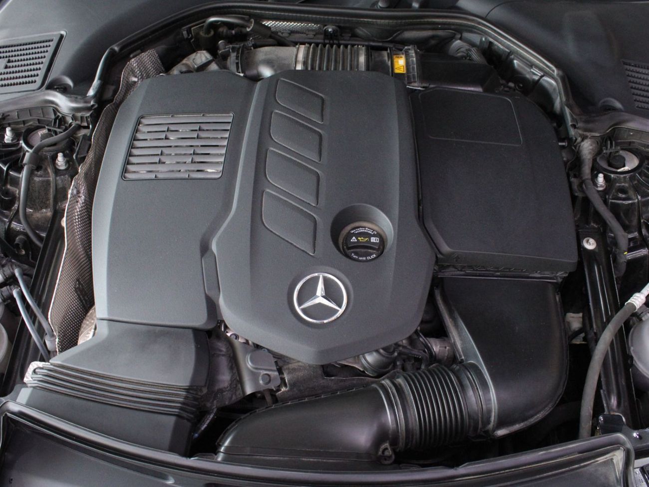 مرسيدس بنز C 300 CDI