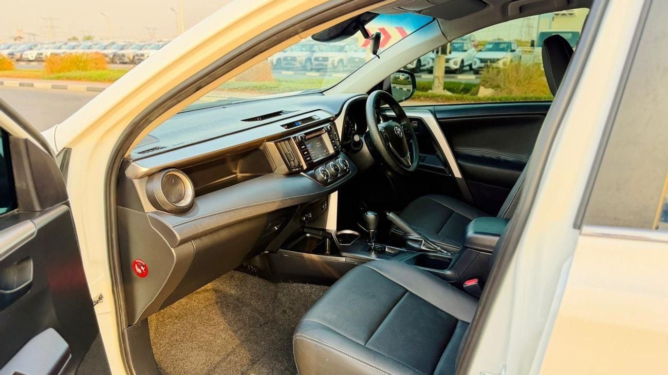 Toyota RAV4 LEATHER SEATS | BACK CAMERA | POWER SEATS | 2.2L DIESEL | 4WD | AUTOMATIC TRANSMISSION | RHD | 2018