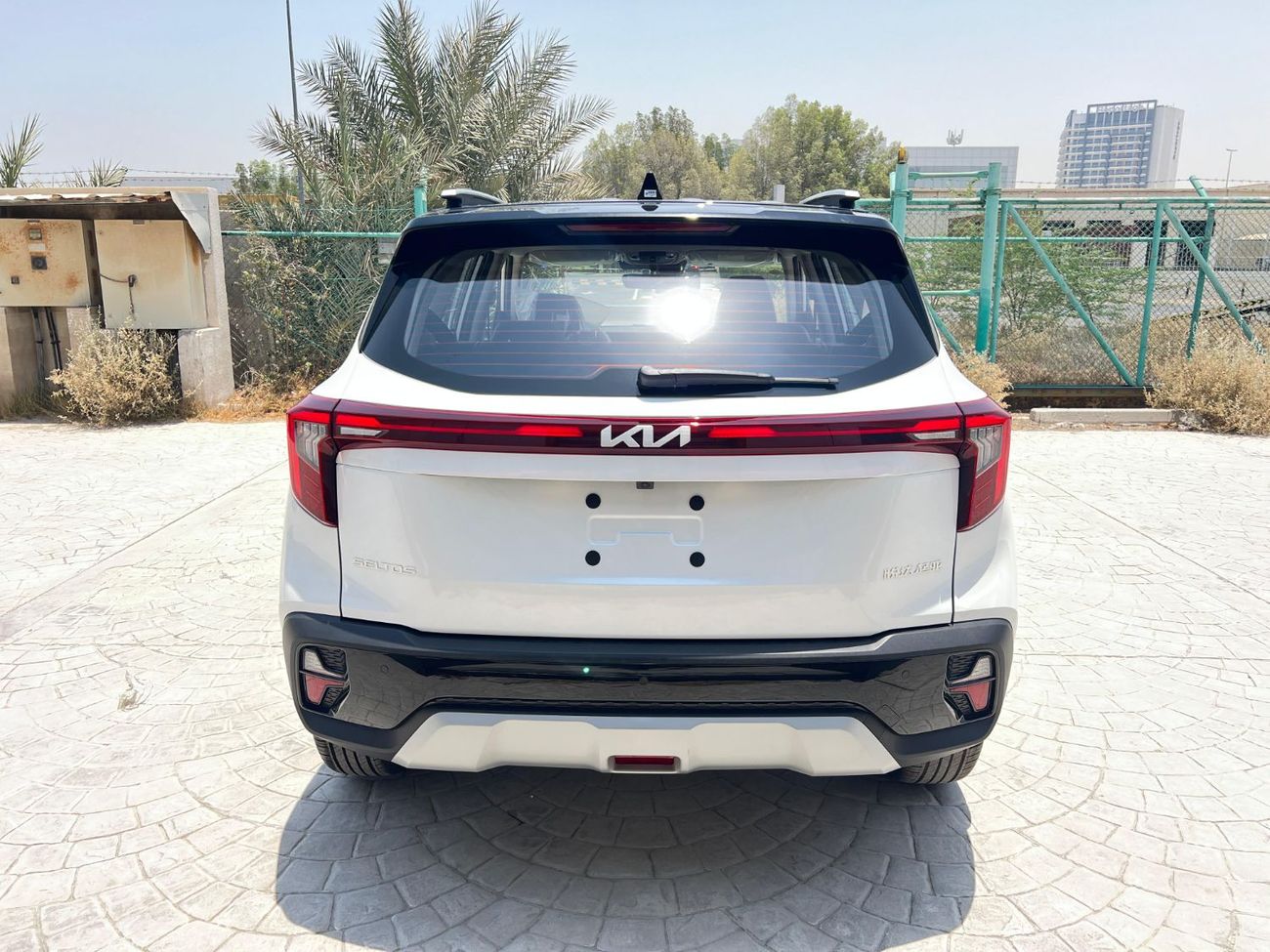 Kia Seltos 1.5L A/T LUXURY COMFORT 2026 MODEL