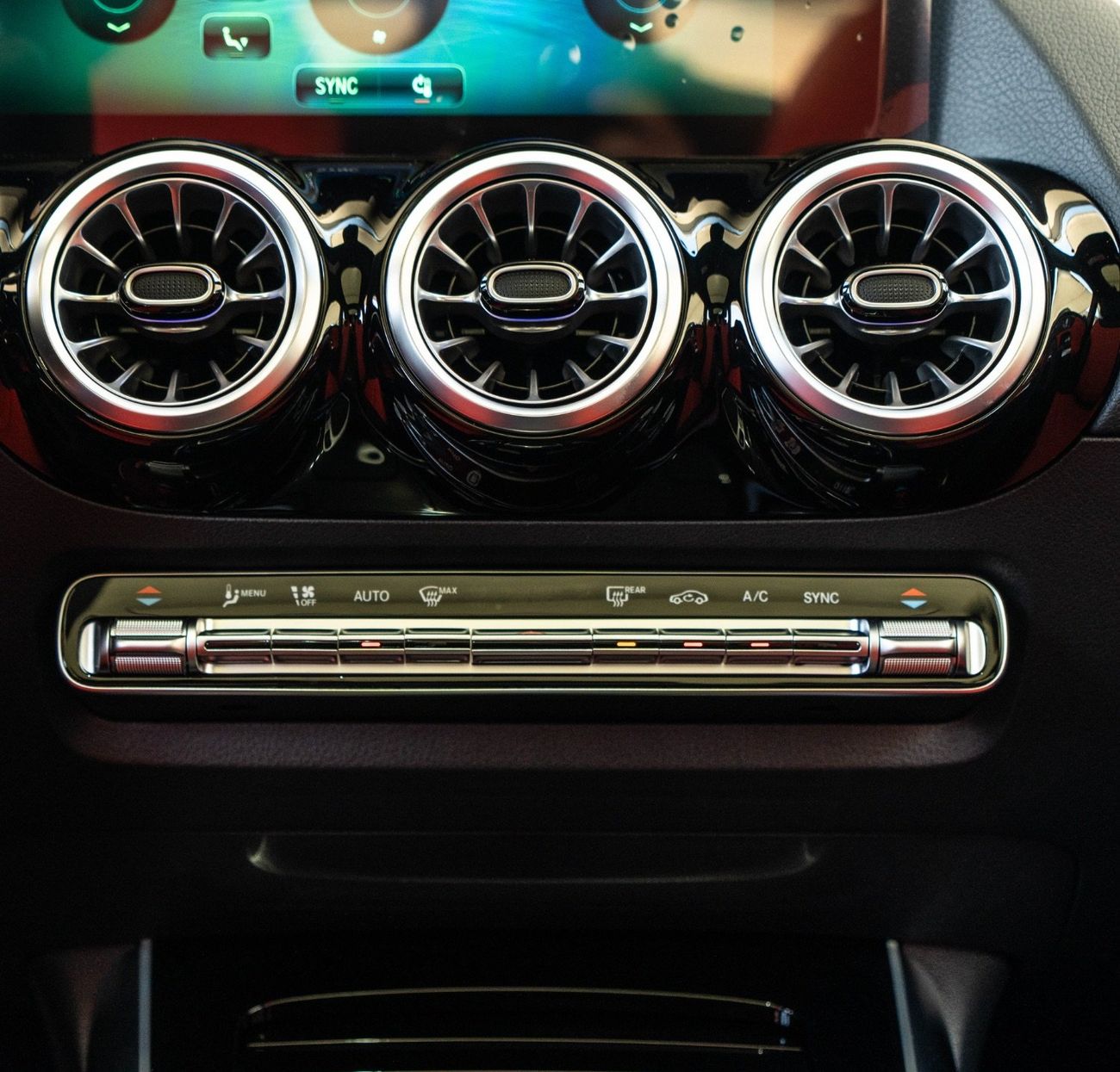 Mercedes-Benz GLA 35 AMG GLA 35 | AMG 4Matic | 2.0L | V6 | 2025