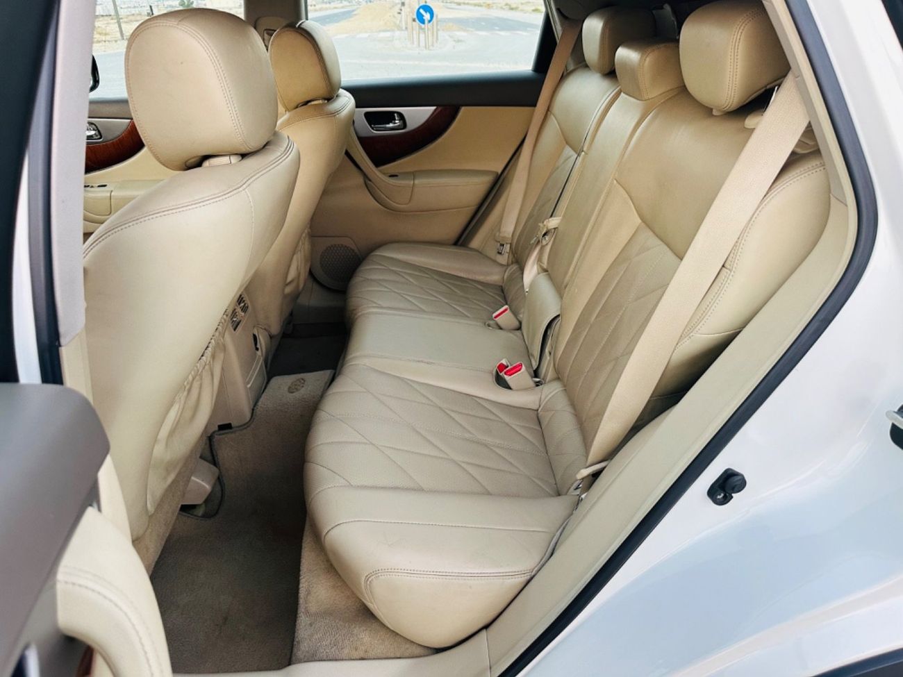 Infiniti QX70 MODEL 2017 GCC CAR PERFECT CONDITION INSIDE AND OUT SIDE FULL OPTION SUN ROOF LEATHER SEATS 5 camera