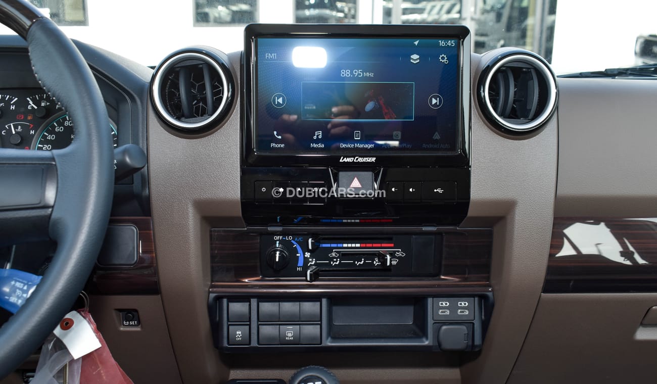 Toyota Land Cruiser 70