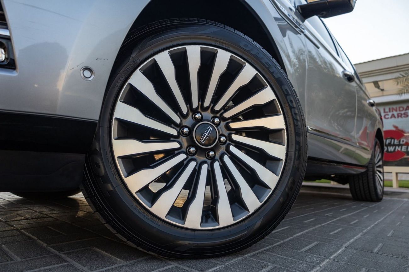 Lincoln Navigator Lincoln Navigator Reserve 2021 GCC | Warranty | Service Contract