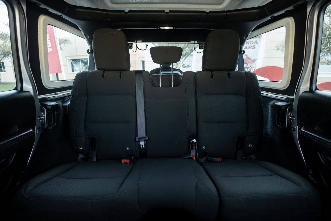 Jeep Wrangler Unlimited Sahara 3.6L