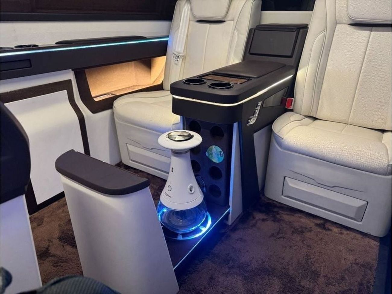 Mercedes Maybach V250 Maybach V250 GCC with Full VIP Upgrade and Maybach Exterior Kit AVAILABLE IN RIGHT OR LEFT HAND DRIVE