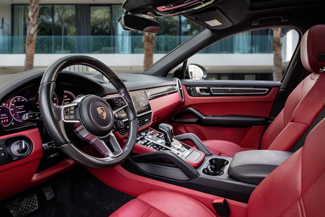 Porsche Cayenne Cayenne Coupe Chrono Pack | 5,680 P.M | 0% Downpayment | Low KMS!