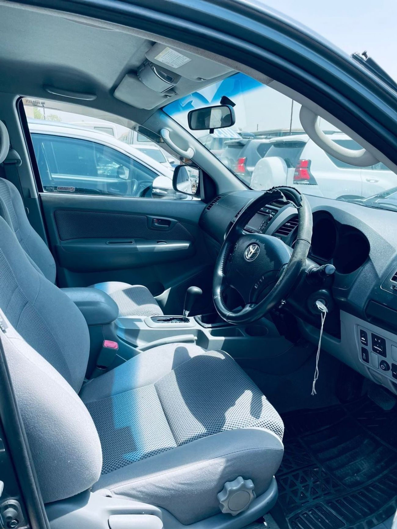 تويوتا هيلوكس 2010 TOYOTA HILUX DOUBLE CABIN D4D