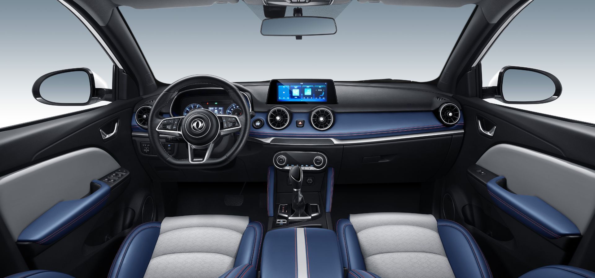 DFSK Fengon 500 interior - Cockpit