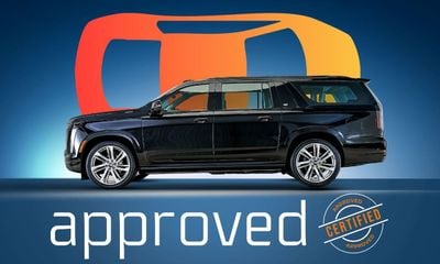 Cadillac Escalade Sport Platinum 6.2L AWD UAE's Very Best Example | AED 8,175 Per Month