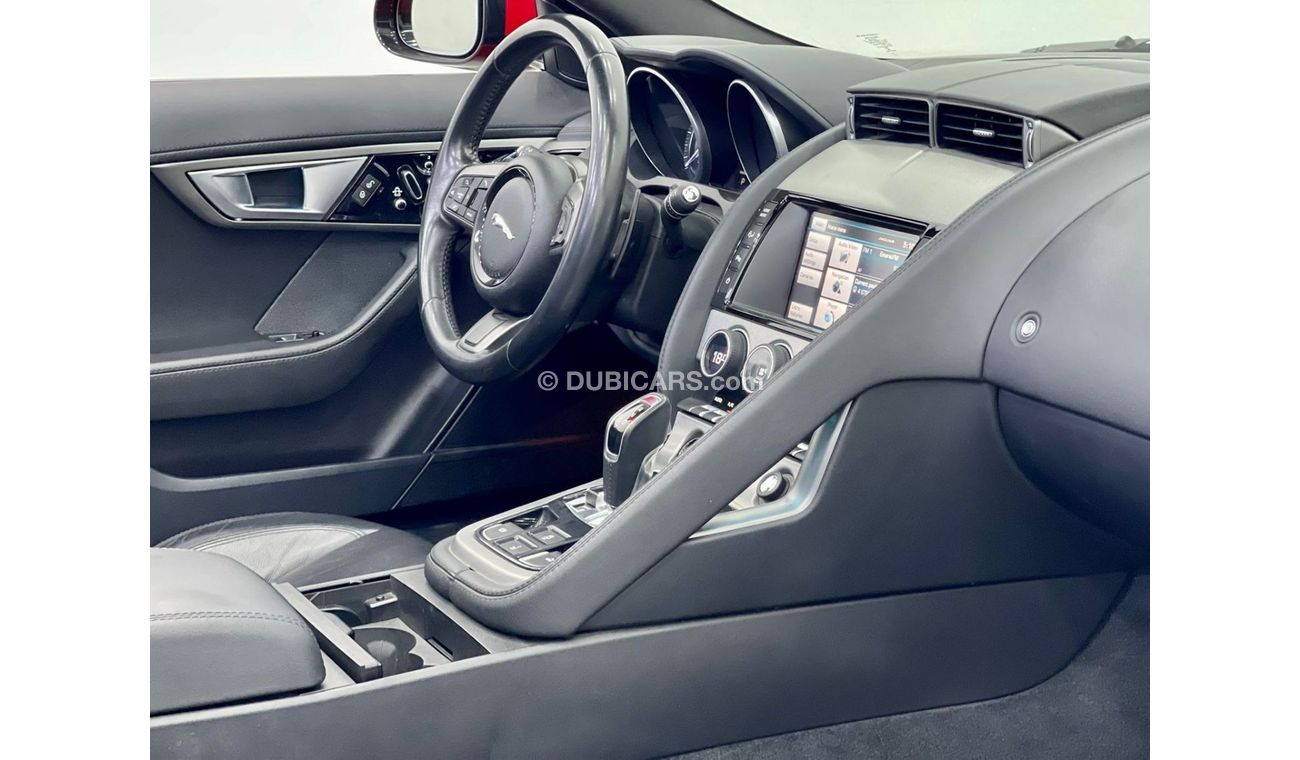 Jaguar F Type Std 2015 Jaguar F-Type, Full Service history, Warranty, GCC