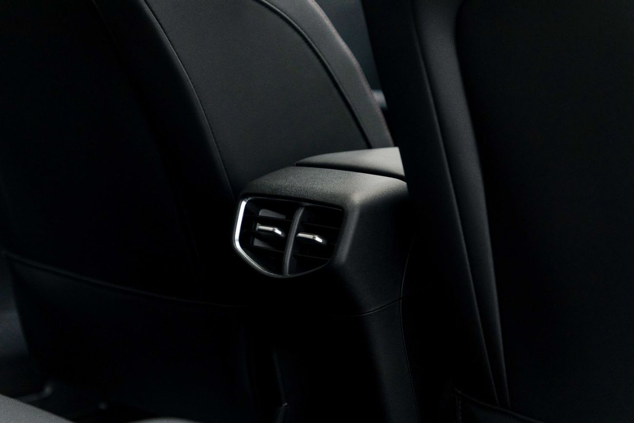 MG 5 Global Luxury 1.5L - White Inside Black | Export Only