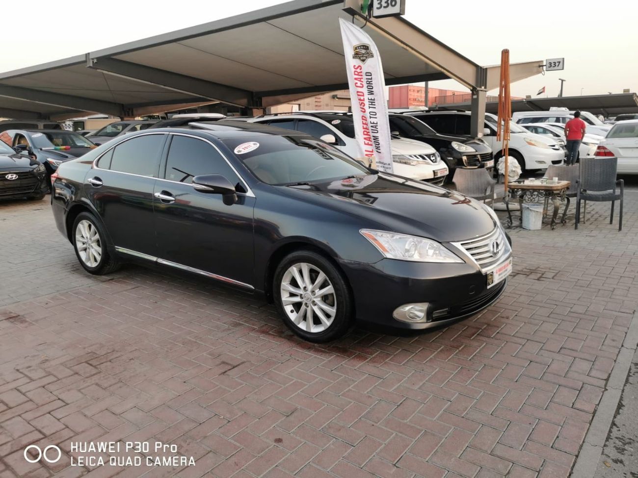 لكزس ES 350 ممتازة من الداخل و الخارج