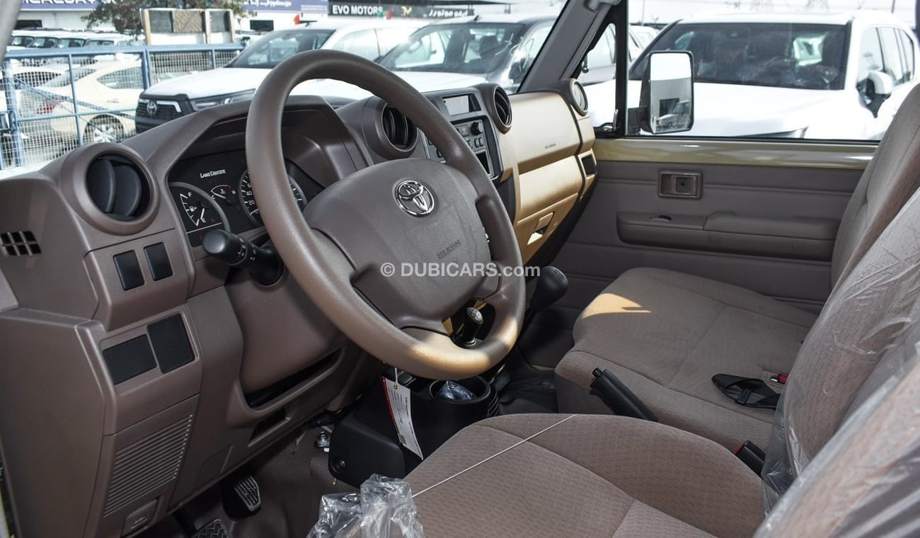 Toyota Land Cruiser Pick Up LC79 Pickup 4.0L Petrol SC