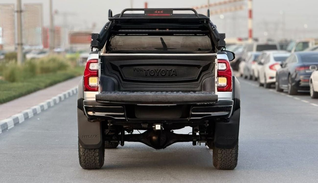 Toyota Hilux AT - 2.8 DIESEL ENGINE - 4WD