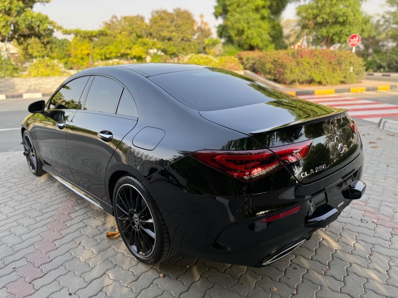 Mercedes-Benz CLA 250 Premium + 2.0L