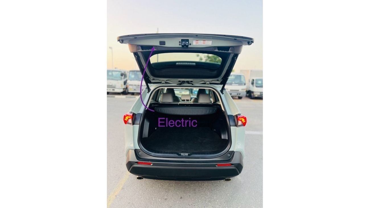 تويوتا راف ٤ XLE PREMIUM SUNROOF LEATHER SEAT