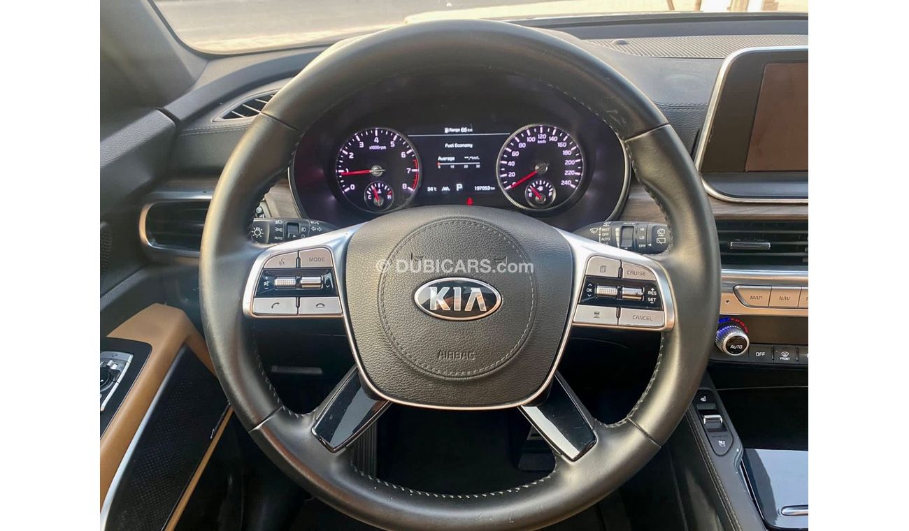Used Kia Telluride 2020 for sale in Dubai - 671285