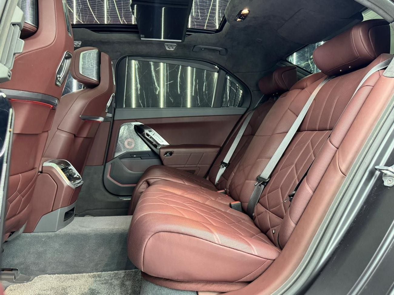 BMW 760i XDRIVE MASTERCLASS M SPORT PACKAGE 4.4L ,V8 ,8 Speed xDrive AWD