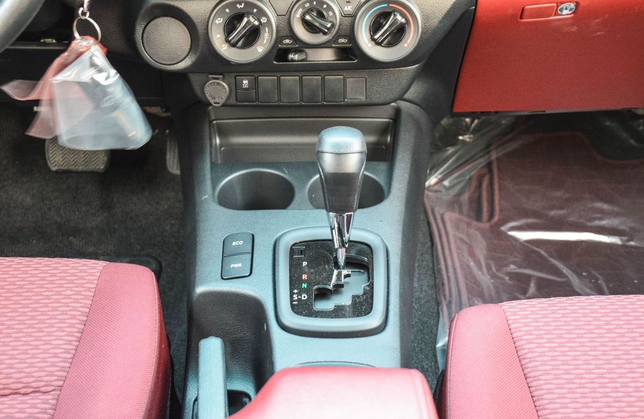 Toyota Hilux TOYOTA HILUX GLS 2.7L RWD PETROL PICKUP 2025